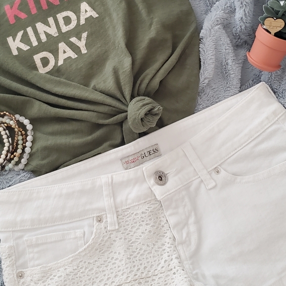 GUESS Los Angeles Short Shorts - Picture 5 of 5